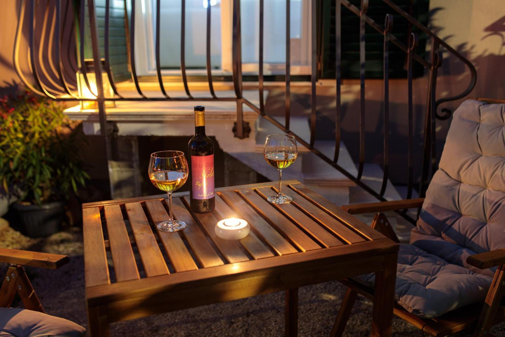 Santa Fuma Apartment Ровин Екстериор снимка